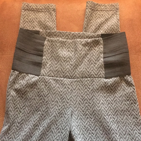 Wet Seal Wide Band Leggings - Picture 1 of 16